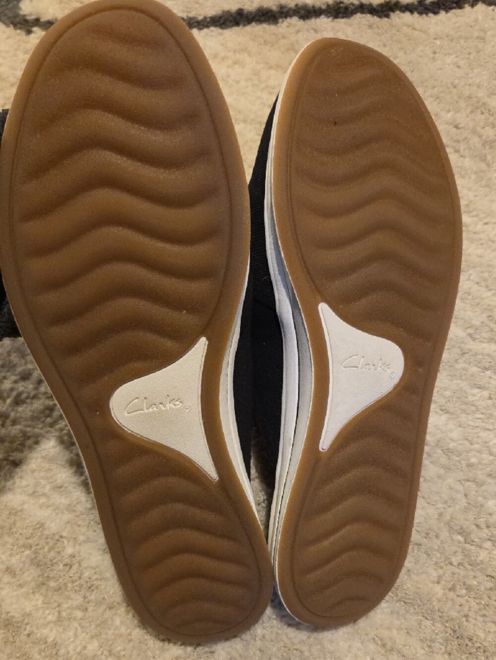 Clarks Black and White Cloudsteppers Slip-On Shoes - Picture 5 of 6